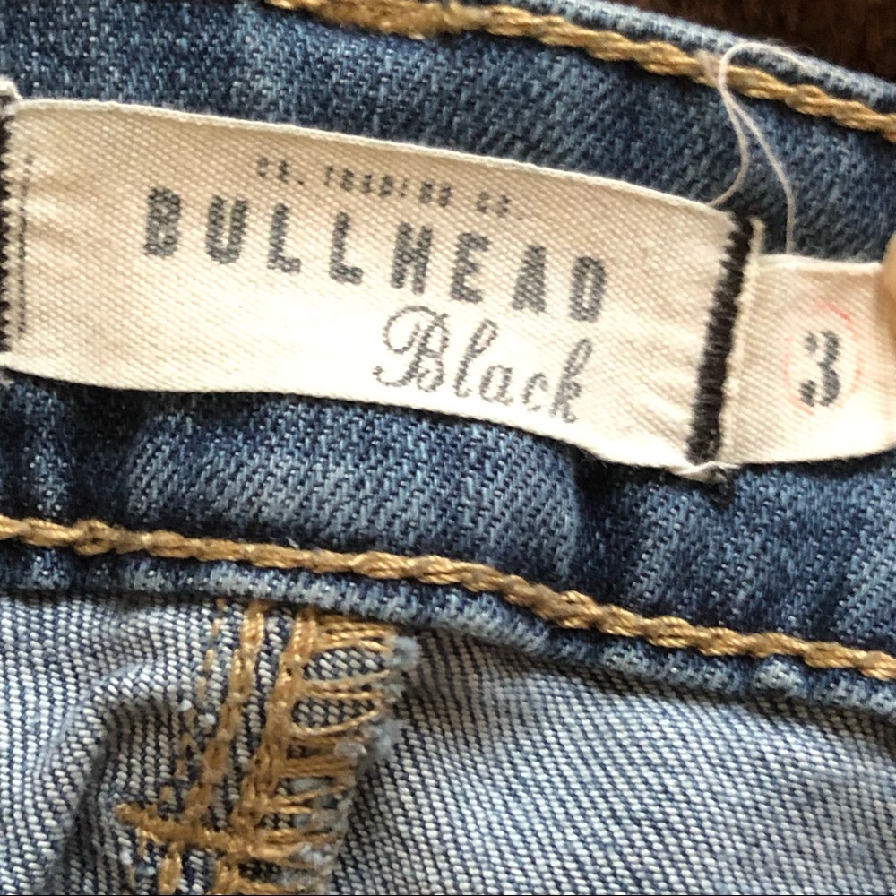 Jeans - Picture 2 of 3
